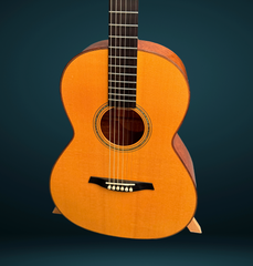 Beneteau 000-12 fret guitar Engelmann spruce top