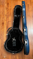Calton Case in Ocean Blue for Gibson Les Paul with Pewter interior