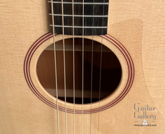 Lowden O20 Mahogany guitar rosette