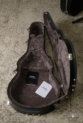 Lowden F23 guitar case interior