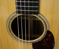 Froggy Bottom A12 Dlx walnut guitar rosette