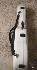 Greenfield C1 classical guitar accord case straps