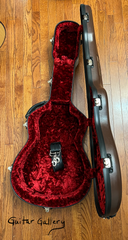 Calton Brown case for Gibson L-00 guitar, Red interior