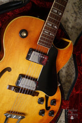 Gibson ES-175D archtop with pickguard in place