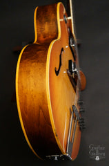 Gibson ES-175D archtop side detail