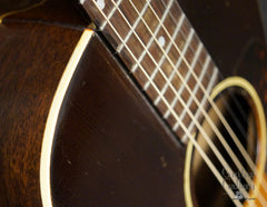 circa 1940 Gibson HG-00 guitar 