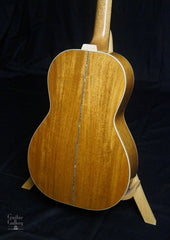 Froggy Bottom L Dlx Parlor guitar mahogany back