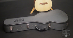 Osthoff 0-12 fret Guitar case