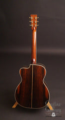 Bourgeois OMC 150 guitar full back view