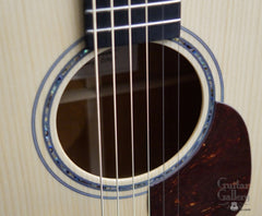 Froggy Bottom H-12 guitar rosette