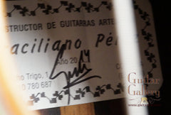 Graciliano Perez Flamenco Guitar label