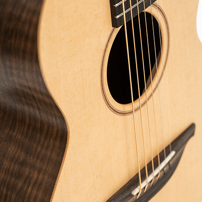 Sheeran by Lowden (Equals) = Edition Guitar – Guitar Gallery Sheeran by Lowden (Equals) = Edition Guitar – Guitar Gallery