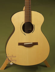 Kraut Guitar: Used Brazilian Rosewood OM