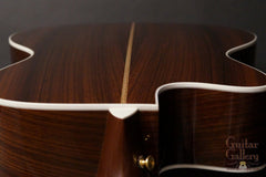 Martin OMC Aura Guitar