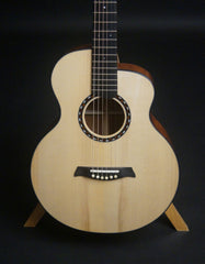 Osthoff FS 13-16 guitar Adirondack spruce top