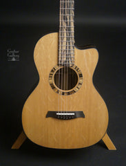 Osthoff custom 00-12 fret guitar bearclaw spruce top