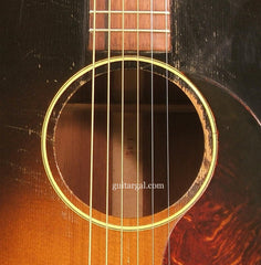 Gibson Guitar: Sunburst J-45