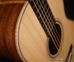 Froggy Bottom R12 guitar curly maple binding