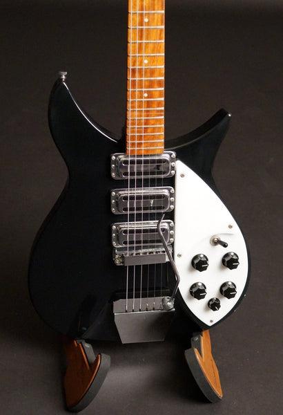 Rickenbacker 325V63 Jetglo – Guitar Gallery