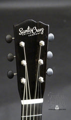 Santa Cruz 1929 000 Guitar headstock