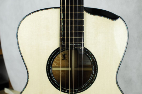 Serracini Guitars