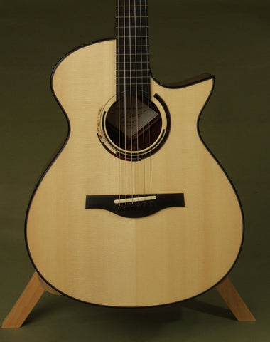 Beauregard Guitar and Similar