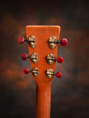 1934 Martin 00-17 all Mahogany guitar tuning machines with replacement buttons