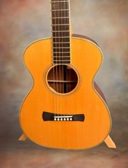 Brondel C3 Sapele guitar Red spruce top
