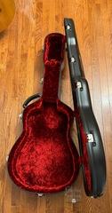 Calton case for Martin D guitar with Red interior
