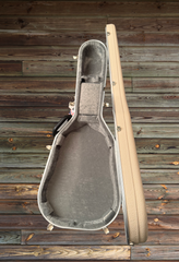 Cadiz Concert classical guitar case interior