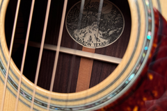 Collings 02-G guitar interior label