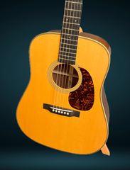 Martin D-28 Authentic 1937 Guitar Adirondack spruce top