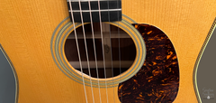 Martin D-28 Authentic 1937 Guitar rosette