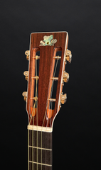 Froggy Bottom A12 Dlx Sunburst Mahogany guitar slotted headstock