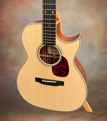 Froggy Bottom H14c guitar with Adirondack spruce top