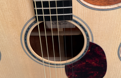 Froggy Bottom H14c guitar rosette