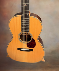 Froggy Bottom H12 Limited Brazilian rosewood guitar with Adirondack spruce top