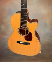 Froggy Bottom H12c guitar with Adirondack spruce top
