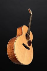 Froggy Bottom M dlx Koa guitar glam shot front