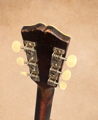 Gibson L-Century vintage 1933 guitar top of headstock