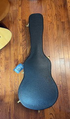Harptone Classic 0 guitar case for sale
