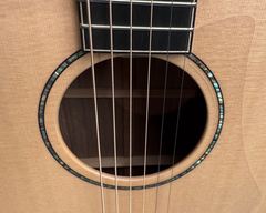 Lowden O35 guitar #25507 abalone rosette