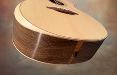 Lowden O35 guitar #25507 end view