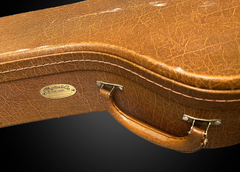 Martin 000-18 GE 1937 guitar original case detail