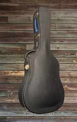 Martin D18 Authentic 1937 guitar case