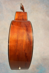 Rein RJN-5 Plum Pudding Mahogany guitar Side detail
