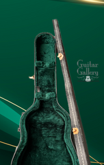 Santa Cruz 1929-000 guitar case interior