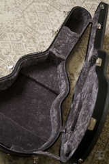 Lowden S50J Ziricote guitar case interior