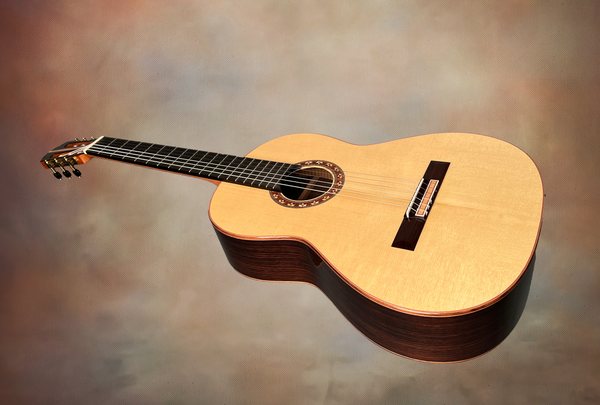 Woon Sun Lee Classical Guitar – Guitar Gallery