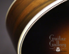Martin 000-28ECB Sunburst guitar detail
